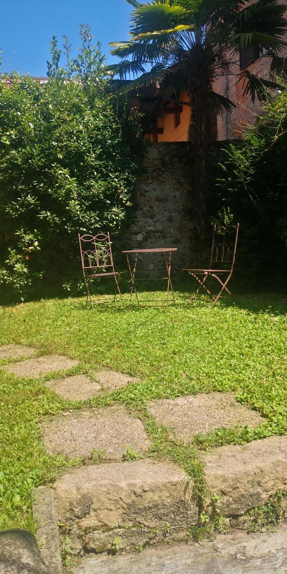 Residenza Esse Villa Angera Bagian luar foto