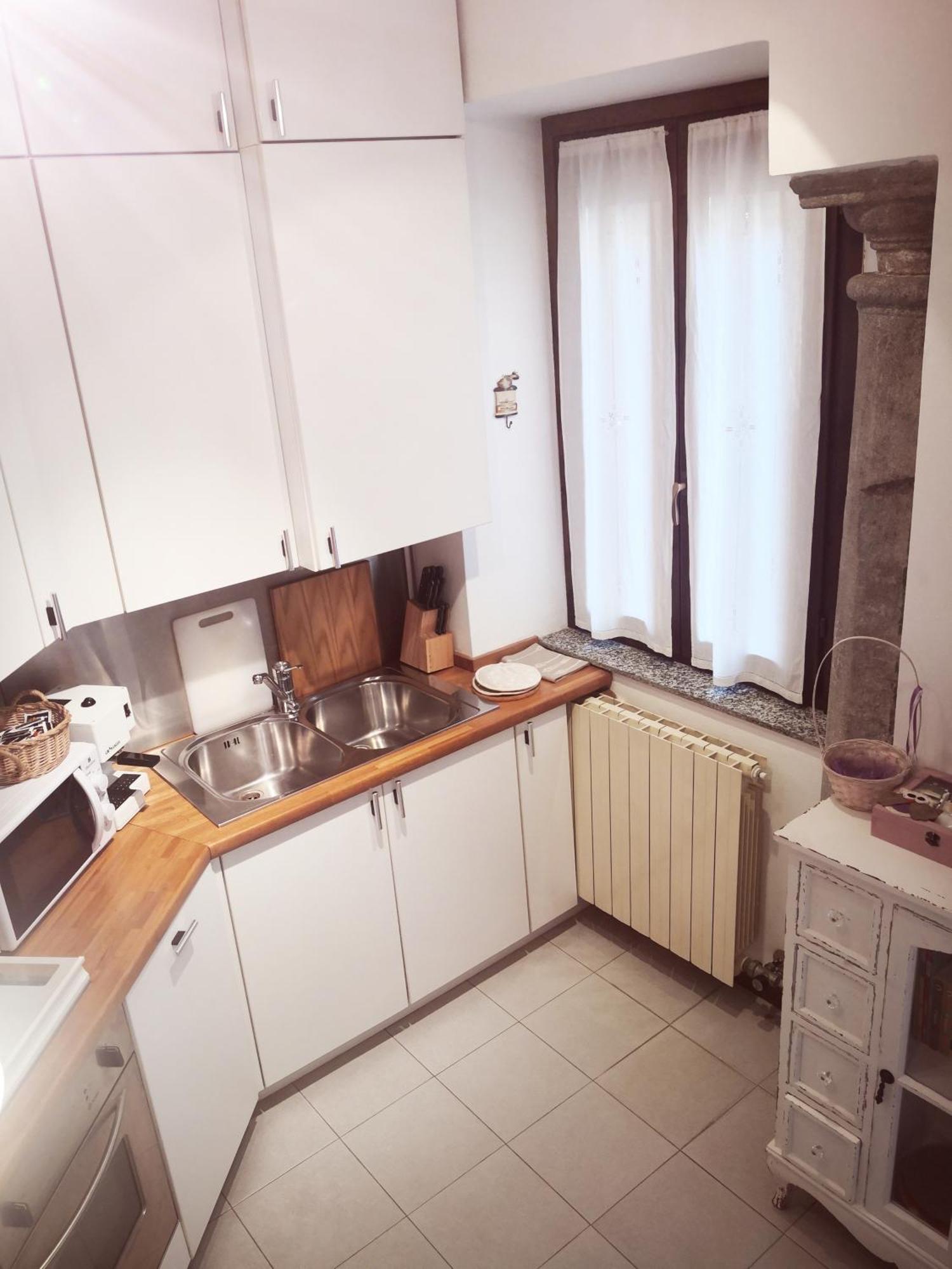 Residenza Esse Villa Angera Bagian luar foto