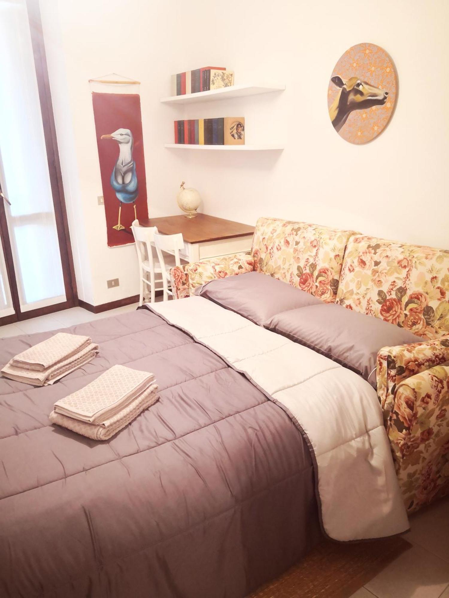 Residenza Esse Villa Angera Bagian luar foto