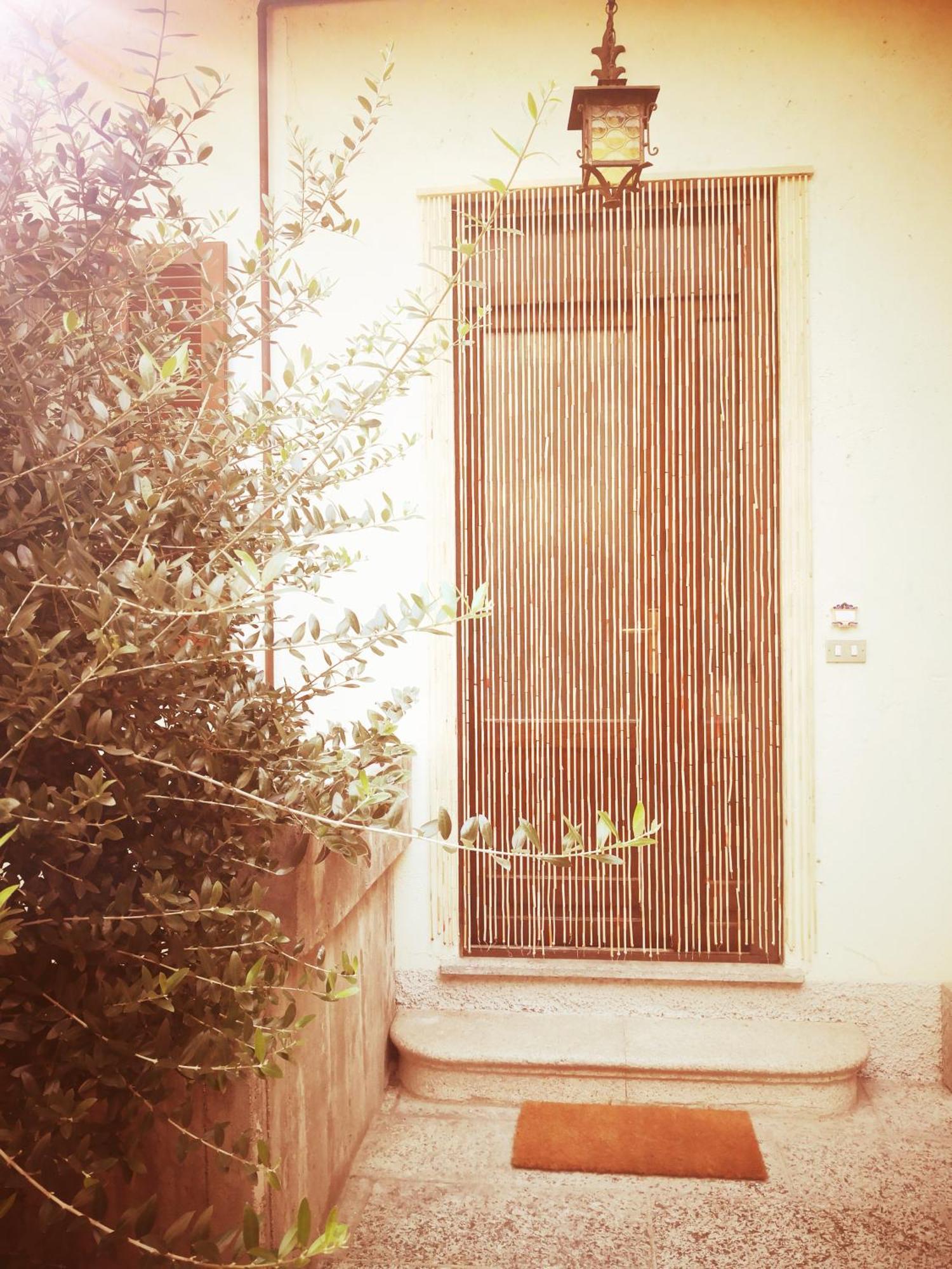 Residenza Esse Villa Angera Bagian luar foto